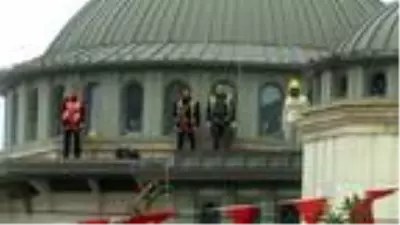 Taksim Cumhuriyet Anıtı'nda Atatürk'ü anma töreni Taksim Cumhuriyet Anıtı'nda Atatürk'ü anma töreni