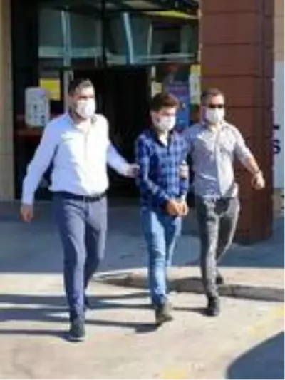 Son dakika haber... Alanya'da hakkında 20 yıl hapis cezası bulunan suç makinesi yakalandı Son dakika haber... Alanya'da hakkında 20 yıl hapis cezası bulunan suç makinesi yakalandı