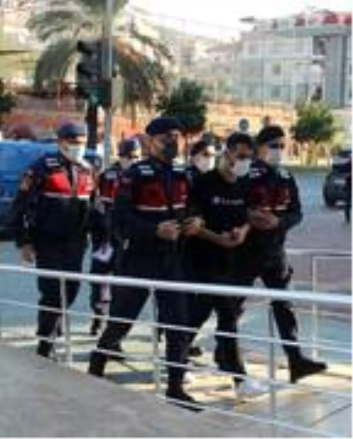 Antalya Da 3 Aydir Aranan Katil Zanlisi Berberde Yakalandi Antalya
