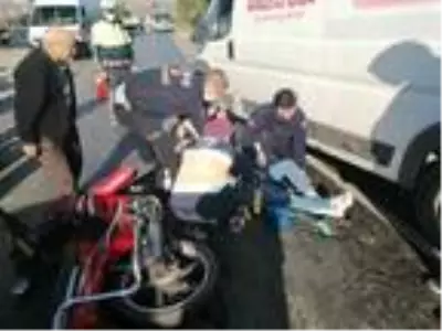 Aydın'da trafik kazası: 1'i ağır 2 yaralı Aydın'da trafik kazası: 1'i ağır 2 yaralı