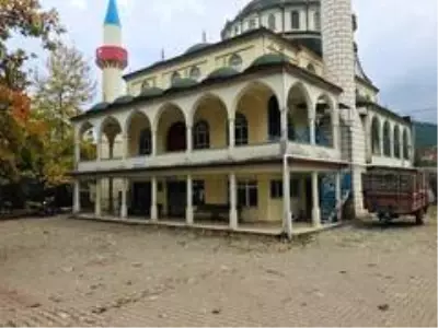 Çınarık köyünde cami ve kahvehaneler kapatıldı