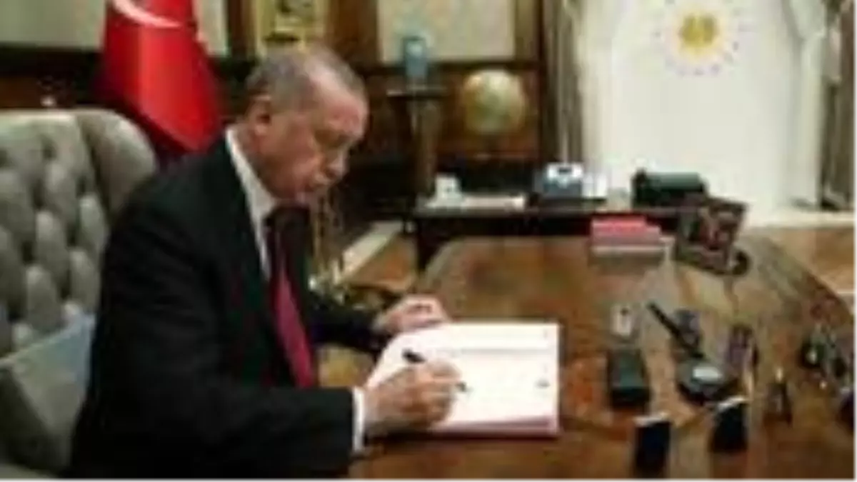 Cumhurbaşkanı Erdoğan imzaladı! 7 Bakanlıkta kritik atamalar Resmi Gazete'de