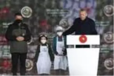 Erdoğan: 'Her yıl 12 milyon yavrumuzun kendi fidanlarını yetiştirmesini sağlayacağız' Erdoğan: 'Her yıl 12 milyon yavrumuzun kendi fidanlarını yetiştirmesini sağlayacağız'