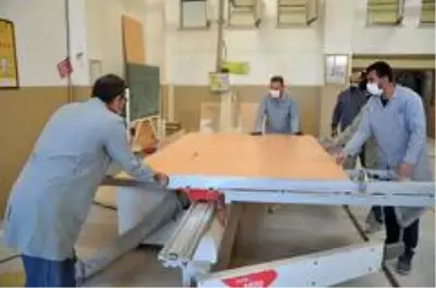 Fabrika gibi çalışan okulun yıllık cirosu 800 bin TL Fabrika gibi çalışan okulun yıllık cirosu 800 bin TL