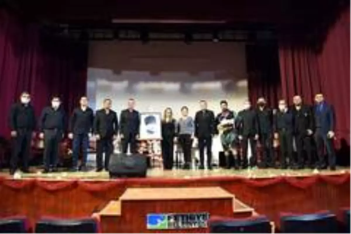 Fethiye'de Atatürk'ün sevdiği şarkılar seslendirildi
