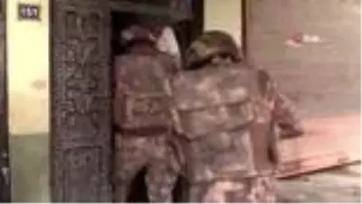 Son dakika haberi... Gaziantep'te uyuşturucu operasyonu: 2.5 kilo uyuşturucu ele geçirildi Son dakika haberi... Gaziantep'te uyuşturucu operasyonu: 2.5 kilo uyuşturucu ele geçirildi