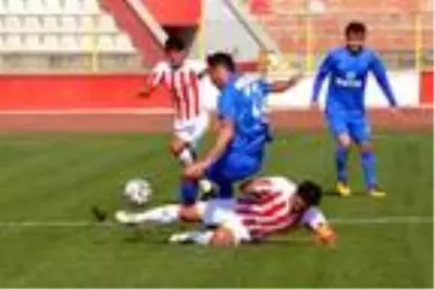 Kahramanmaraşspor-Sarıyer: 0-0
