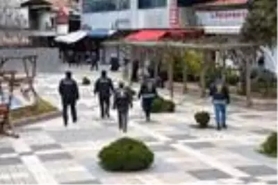 Malatya'da koronavirüs tedbirlerine uymayan 31 kişiye para cezası Malatya'da koronavirüs tedbirlerine uymayan 31 kişiye para cezası