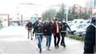 Son dakika haber | Silah kaçakçılığı operasyonu: 9 gözaltı Son dakika haber | Silah kaçakçılığı operasyonu: 9 gözaltı