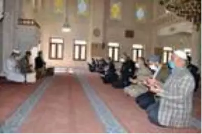 Şehit Kaymakam Safitürk, Derik'te dualarla anıldı Şehit Kaymakam Safitürk, Derik'te dualarla anıldı