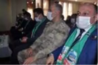 Şehit Kaymakam Safitürk, Derik'te dualarla anıldı Şehit Kaymakam Safitürk, Derik'te dualarla anıldı