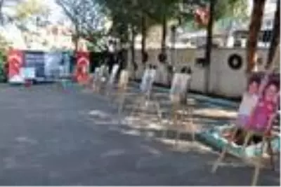 Şehit Kaymakam Safitürk, Derik'te dualarla anıldı Şehit Kaymakam Safitürk, Derik'te dualarla anıldı