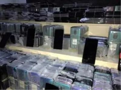 Vietnam Konsoloslugu Na Ait Aractan 2 Bin 500 Adeta Kacak Cep Telefonu Cikti Edirne