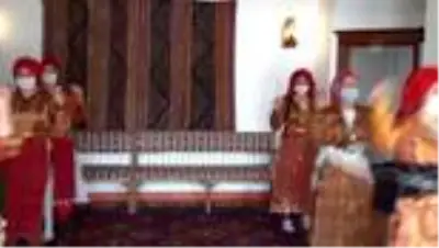 Afyonkarahisar'da kadınlar kültür evlerinde öğreniyor, eğleniyor, sosyalleşiyor Afyonkarahisar'da kadınlar kültür evlerinde öğreniyor, eğleniyor, sosyalleşiyor