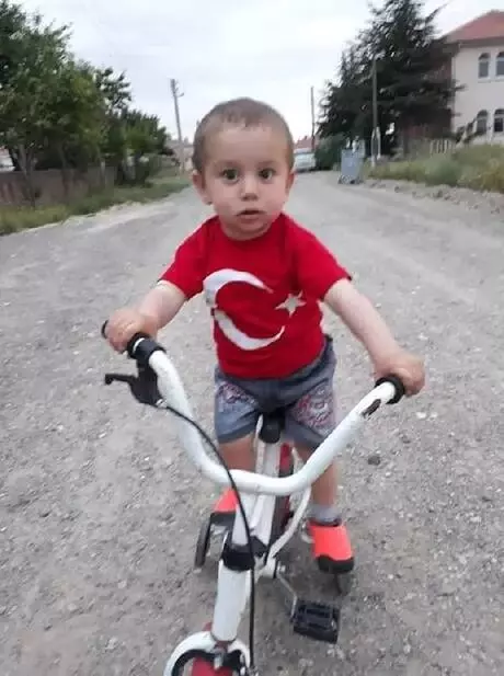 Son dakika haber! Alperen'i döverek öldüren kişiye ve annesine ağırlaştırılmış müebbet istemi Son dakika haber! Alperen'i döverek öldüren kişiye ve annesine ağırlaştırılmış müebbet istemi