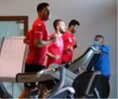 Antalyasporlu futbolcular laktat testinden geçti Antalyasporlu futbolcular laktat testinden geçti