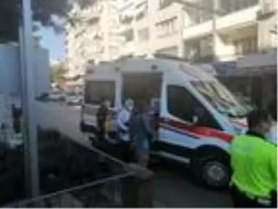Aydın'da iki otomobil çarpıştı: 1 yaralı Aydın'da iki otomobil çarpıştı: 1 yaralı