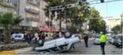 Aydın'da iki otomobil çarpıştı: 1 yaralı Aydın'da iki otomobil çarpıştı: 1 yaralı