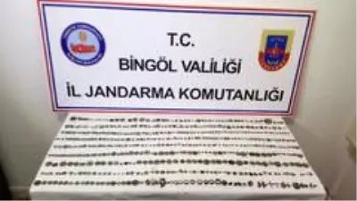 Son dakika... Bingöl'de 536 adet tarihi eser ele geçirildi, 2 şüpheli gözaltına alındı Son dakika... Bingöl'de 536 adet tarihi eser ele geçirildi, 2 şüpheli gözaltına alındı
