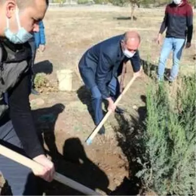 Bulanık'ta fidan dikimi Bulanık'ta fidan dikimi