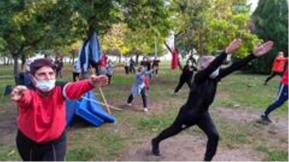 Son dakika haber: Büyükşehir'den fiziksel mesafeli sabah sporu