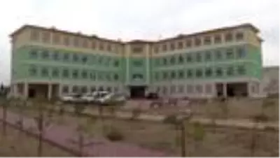 CSO'nun yeni binasındaki müzisyen koltuklarında meslek lisesi öğrencilerinin imzası var CSO'nun yeni binasındaki müzisyen koltuklarında meslek lisesi öğrencilerinin imzası var