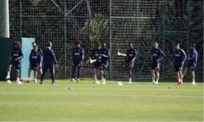 Fenerbahçe, Gençlerbirliği hazırlıklarını sürdürdü