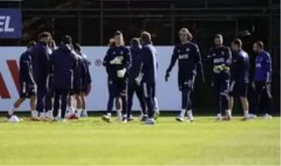 Fenerbahçe, Gençlerbirliği hazırlıklarını sürdürdü
