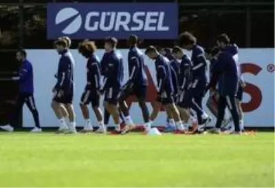 Fenerbahçe, Gençlerbirliği hazırlıklarını sürdürdü