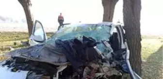 Mehmet Çelik: Kazada ağır yaralanan sürücü hayatını kaybetti... Kaza anı kameraya yansıdı Mehmet Çelik: Kazada ağır yaralanan sürücü hayatını kaybetti... Kaza anı kameraya yansıdı