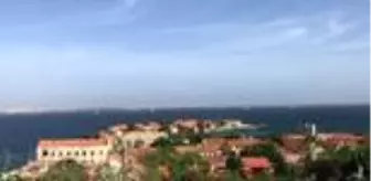 Papa: UNESCO korumasındaki Goree Adası'nın tek camisi Türkiye'den yardım bekliyor - DAKAR Papa: UNESCO korumasındaki Goree Adası'nın tek camisi Türkiye'den yardım bekliyor - DAKAR