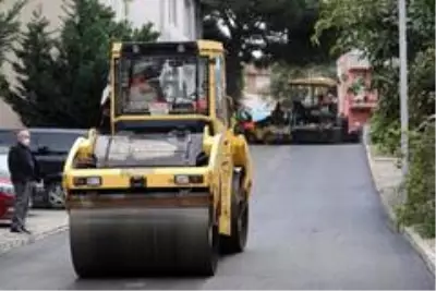 Üstyapı çalışmaları kapsamında Cevizli'de 4 Bin 673 ton asfalt serimi gerçekleştirildi Üstyapı çalışmaları kapsamında Cevizli'de 4 Bin 673 ton asfalt serimi gerçekleştirildi