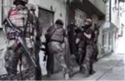 Son dakika... Vakumlu poşette 77 kilo esrar ele geçirildi Son dakika... Vakumlu poşette 77 kilo esrar ele geçirildi