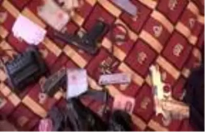 Son dakika... Vakumlu poşette 77 kilo esrar ele geçirildi Son dakika... Vakumlu poşette 77 kilo esrar ele geçirildi