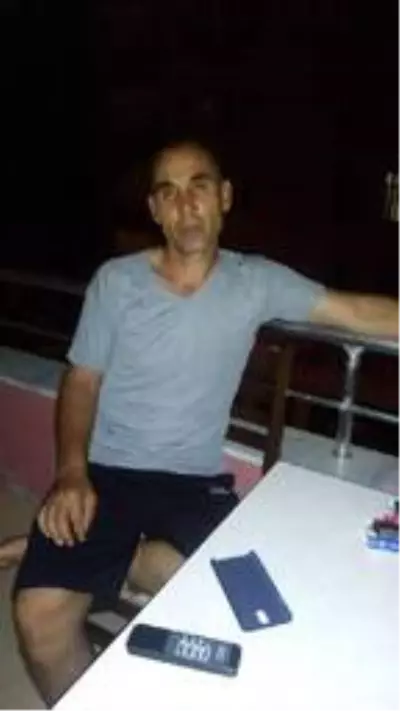 Son dakika haberi! Yunan gemisinin çarptığı teknedeki balıkçılar, kazaya kamarada uyurken yakalanmış (4) Son dakika haberi! Yunan gemisinin çarptığı teknedeki balıkçılar, kazaya kamarada uyurken yakalanmış (4)