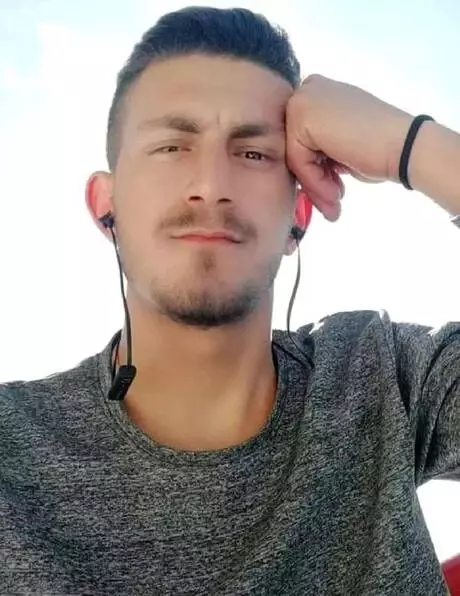 Yunan gemisinin çarptığı teknedeki balıkçılar, kazaya kamarada uyurken yakalanmış (3) Yunan gemisinin çarptığı teknedeki balıkçılar, kazaya kamarada uyurken yakalanmış (3)