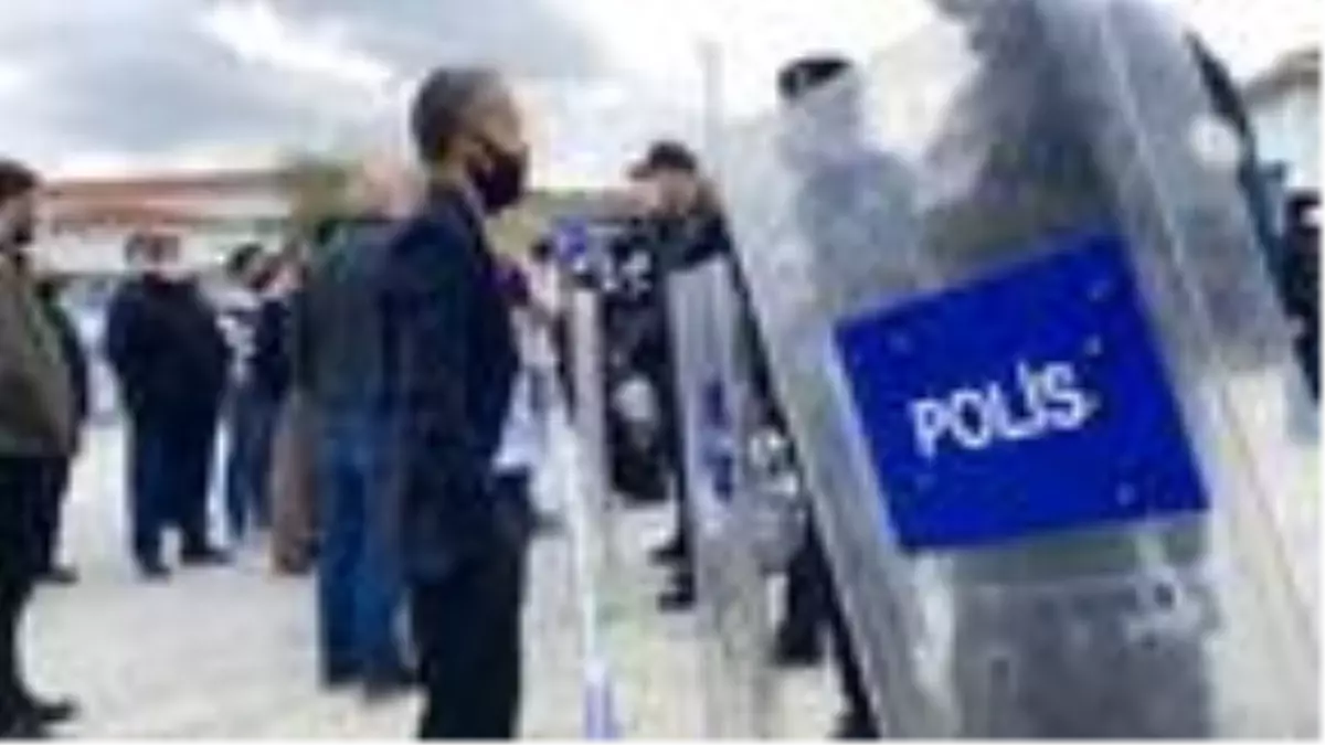 Arnavutköy'de yıkım gerginliği