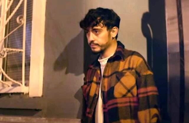 Berfin Mis & Enfo 'Hepimizi Tanır İstanbul' şarkı sözleri! Berfin Mis kimdir?