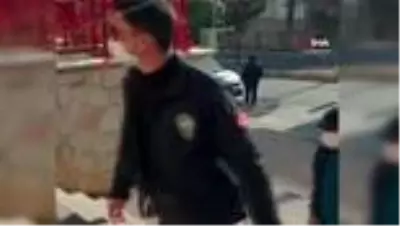 Bir kişiyi darp ederek alıkoyan 12 kişi gözaltına alındı Bir kişiyi darp ederek alıkoyan 12 kişi gözaltına alındı
