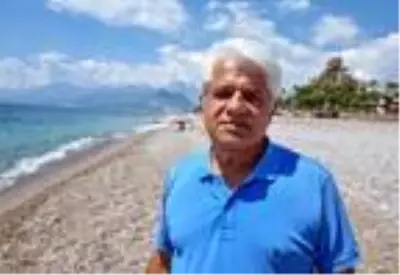 Ege kıyılarına kadar gelen dikenli deniz kestanesi için profesör uyardı: Temas halinde direkt zehirler