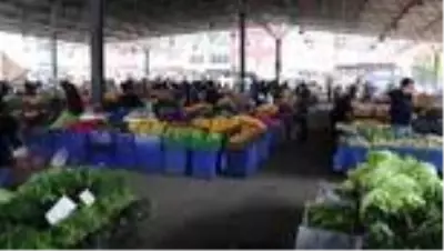 Esnafın pazar yerlerine HES koduyla giriş denetimi yapıldı Esnafın pazar yerlerine HES koduyla giriş denetimi yapıldı
