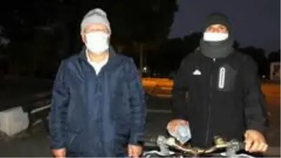 Gökyüzünde ay ile yıldızın buluşması ilgi çekti Gökyüzünde ay ile yıldızın buluşması ilgi çekti