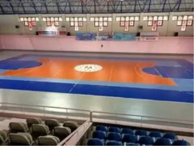 Erzurum Gençlik ve Spor İl Müdürlüğüne bağlı tesislerde bakım ve onarım yapıldı Erzurum Gençlik ve Spor İl Müdürlüğüne bağlı tesislerde bakım ve onarım yapıldı