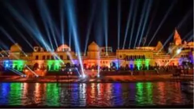 Hindistan'daki Diwali Işık Festivali'nden renkli görüntüler