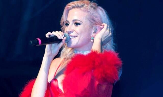 İngiliz şarkıcı Pixie Lott: Messi'nin West Ham'da oynamasını hayal ediyorum İngiliz şarkıcı Pixie Lott: Messi'nin West Ham'da oynamasını hayal ediyorum