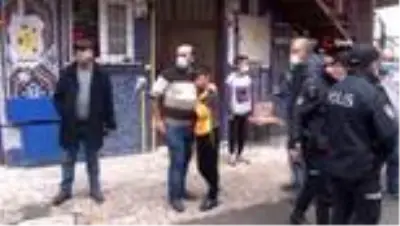 Son dakika haberleri: Ataşehir'de iki katlı binada yangın Son dakika haberleri: Ataşehir'de iki katlı binada yangın