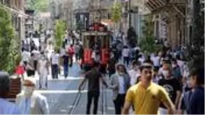 Bilim Kurulu Üyesi Özlü, sert tedbirlerin işaretini verdi: Kısıtlamalar gelebilir, tedbirleri hazırladık Bilim Kurulu Üyesi Özlü, sert tedbirlerin işaretini verdi: Kısıtlamalar gelebilir, tedbirleri hazırladık