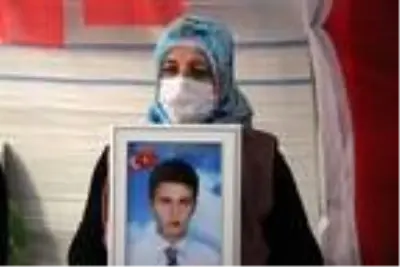 Son dakika haber | HDP önündeki eylemde 439'uncu gün Son dakika haber | HDP önündeki eylemde 439'uncu gün