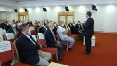 Kuşadası'nda emlakçılar ve nakliyecilerden depremzedelere düşük fiyat Kuşadası'nda emlakçılar ve nakliyecilerden depremzedelere düşük fiyat