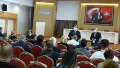 Kuşadası'nda emlakçılar ve nakliyecilerden depremzedelere düşük fiyat Kuşadası'nda emlakçılar ve nakliyecilerden depremzedelere düşük fiyat